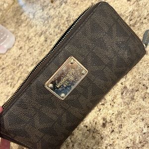 MK wallet